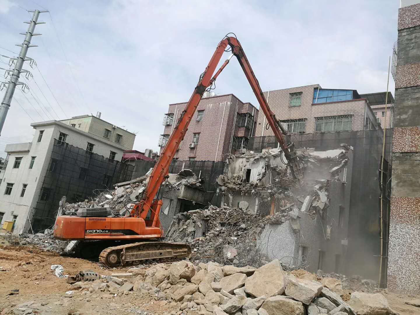 厂房拆除后重建 原厂房账面价值 固定资产清理_拆除钢结构厂房造价_板式结构和塔式结构造价